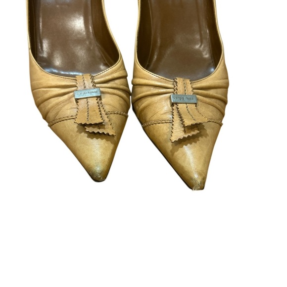 Sergio Rossi Made in Italy Leather Heels Sz 41 | Beige Pointed Toe - Picture 6 of 8